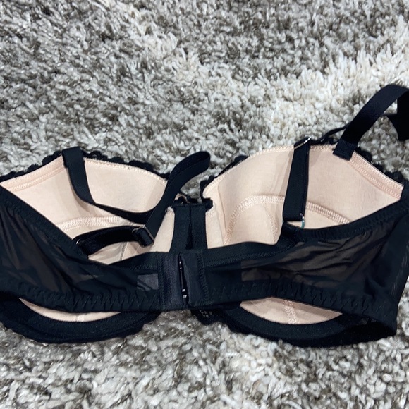 Fredericks of Hollywood Karoline black lace size 32F NWT - Picture 3 of 3